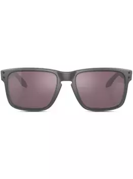 Солнцезащитные очки Holbrook Oakley, серый