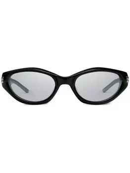 Солнцезащитные очки Kiko 01 в оправе 'кошачий глаз' Gentle Monster, черный