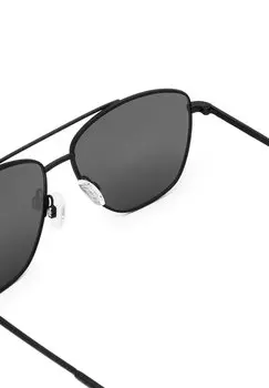 Солнцезащитные очки LAX Hawkers, черный