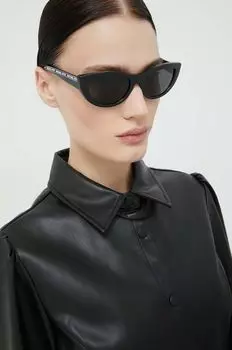 Солнцезащитные очки Майкла Корса Michael Kors, черный