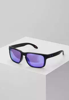 Солнцезащитные очки Oakley