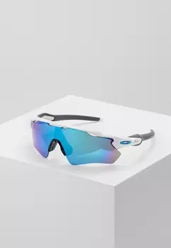 Солнцезащитные очки Oakley