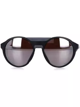 Солнцезащитные очки Oakley Clifden, черный