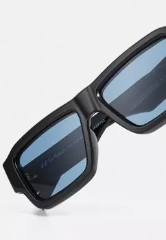 Солнцезащитные очки POLYGRAPH Le Specs, черный