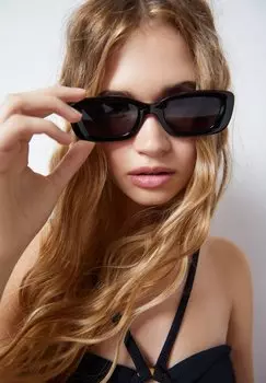 Солнцезащитные очки PULL&BEAR