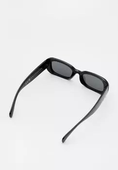 Солнцезащитные очки PULL&BEAR, черные