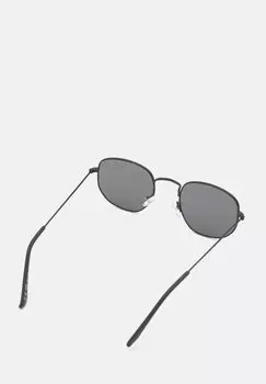 Солнцезащитные очки PULL&BEAR, черный