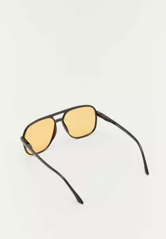 Солнцезащитные очки PULL&BEAR, оранжевые
