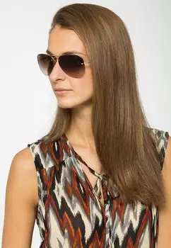 Солнцезащитные очки Ray-Ban