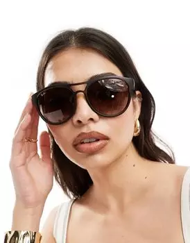 Солнцезащитные очки Ray-Ban черепаховой расцветки круглой формы