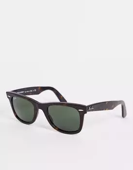 Солнцезащитные очки Ray-Ban Original Wayfarer Classic коричневого цвета