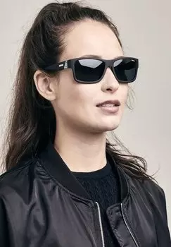 Солнцезащитные очки Sinner, черный