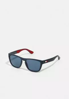 Солнцезащитные очки Tommy Hilfiger