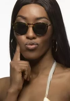 Солнцезащитные очки TWIG