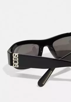Солнцезащитные очки UNISEX GCDS, черный