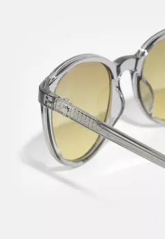 Солнцезащитные очки Unisex Guess, серые