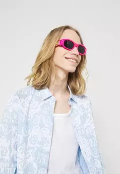 Солнцезащитные очки Versace