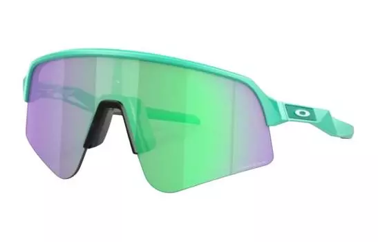 Солнцезащитные очки в большой оправе Oakley