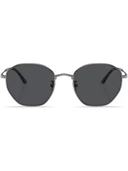 Солнцезащитные очки в геометрической оправе с тонированными линзами Giorgio Armani, серые