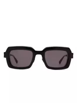 Солнцезащитные очки в геометричной оправе Mykita, черный