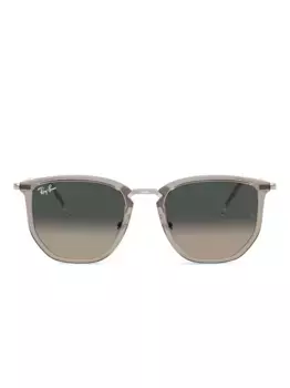 Солнцезащитные очки в геометричной оправе Ray-Ban, серый