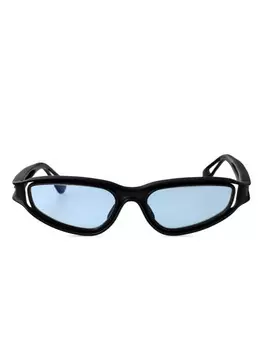 Солнцезащитные очки в оправе «кошачий глаз» от Yohji Yamamoto, черный