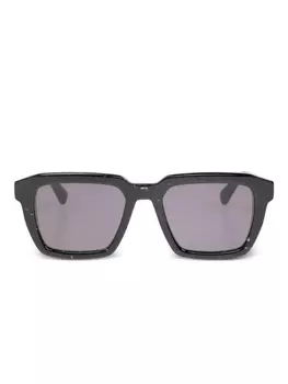 Солнцезащитные очки в угловатой оправе Mykita, черный