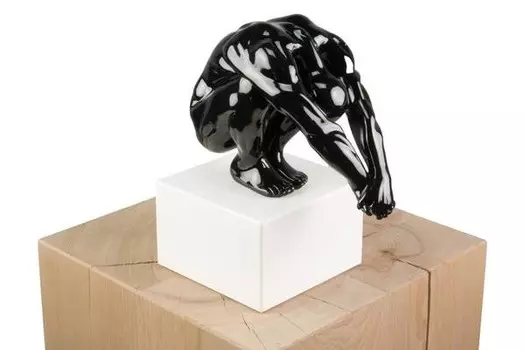 Современная скульптура KUNSTLOFT, черный