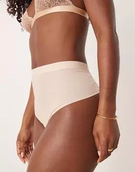 SPANXshape Невидимые стринги цвета шампанского бежевого