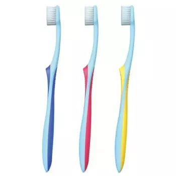 Специалист-ортодонт по ортодонтическим брекетам и кольцам Curasept