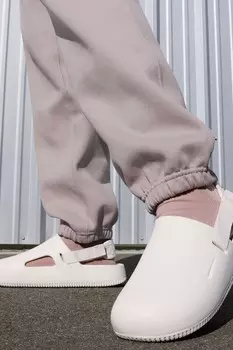 Спокойные сандалии-мюли Nike, белый