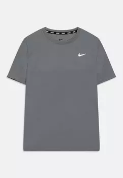 Спортивная футболка Df Miler Unisex Nike, цвет smoke grey
