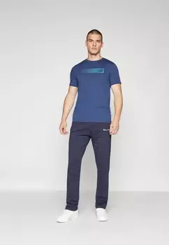 Спортивная футболка ESSENTIALS HEATHERTECH GRAPHIC New Balance, темно-синий