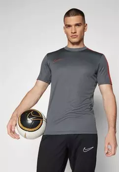 Спортивная футболка Nike, серый