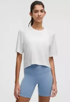 Спортивная футболка SWIFTLY HIGH-LOW CROPPED SHORT SLEEVE lululemon, белый