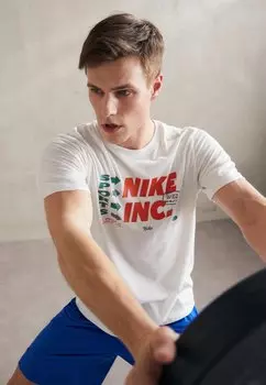 Спортивная футболка Tee Nike, парус