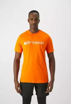Спортивная футболка Tee Run Energy Nike, цвет safety orange