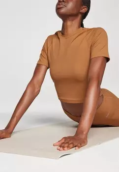 Спортивная футболка TOP Nike Performance, бежевый