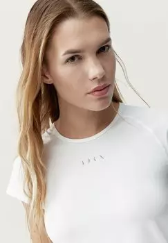 Спортивная футболка TORA Born Living Yoga, белый деним