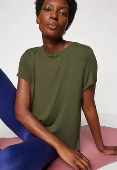Спортивная футболка WITH EASE TEE Athleta, оливковый