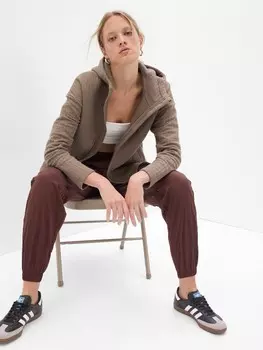 Спортивная куртка Gap, коричневый