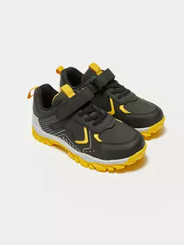 Спортивная обувь для мальчиков с принтом LCW STEPS, черный