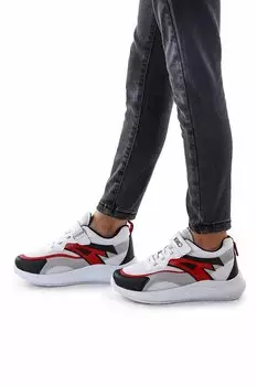 Спортивная обувь для мальчиков с сеткой на липучке 3010 KKO KDS, черный красный