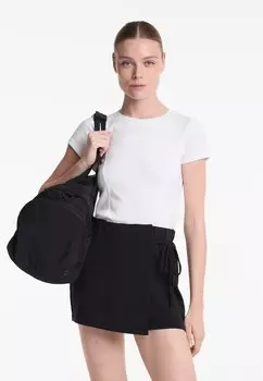 Спортивная сумка TECHNICAL WITH SIDE OYSHO, черный