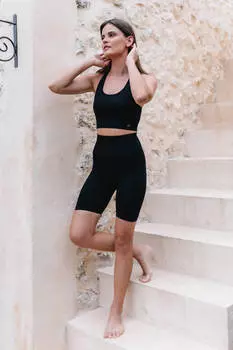 Спортивные байкерские тайтсы Gela Sculpting, черные Jerf, черный