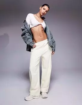 Спортивные брюки ASOS DESIGN с застежкой-бочонком цвета пахты