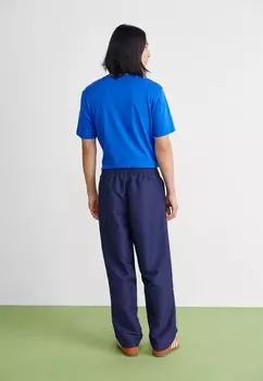 Спортивные брюки CLUB TRACKPANTS adidas Originals, темно-синий