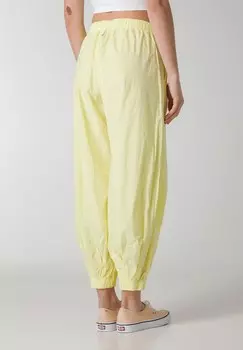 Спортивные брюки Deha, желтый
