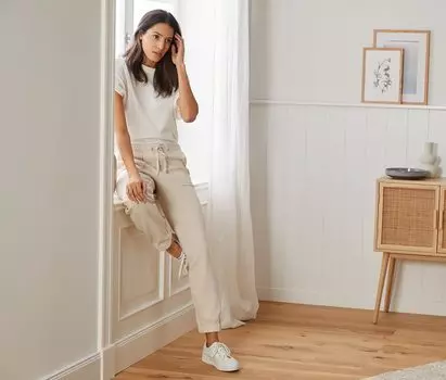 Спортивные брюки длиной до щиколотки Tchibo, песочного цвета