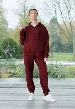 Спортивные брюки HERMAN&CO, красный